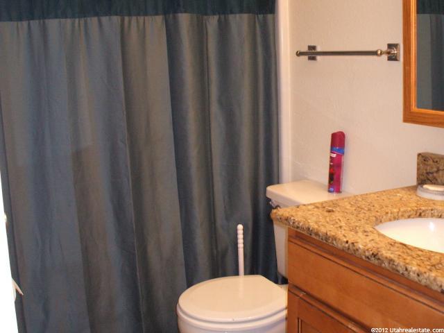 2095 S Main St E #20, Bountiful, UT 84010 — photo 6