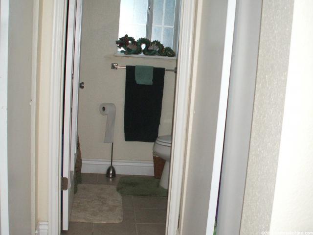 2095 S Main St E #20, Bountiful, UT 84010 — photo 8