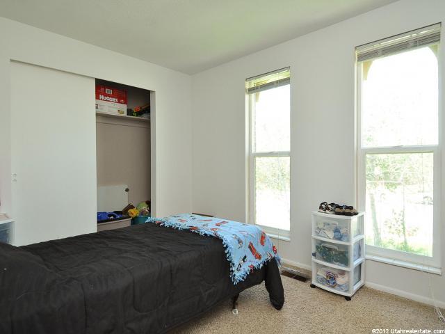 597 W 1225 N, Clinton, UT 84015 — photo 10