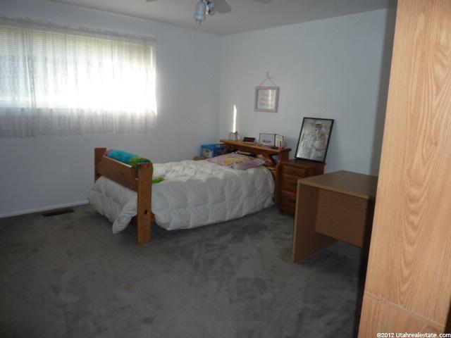 187 W 1025 S, Garland, UT 84312 — photo 4