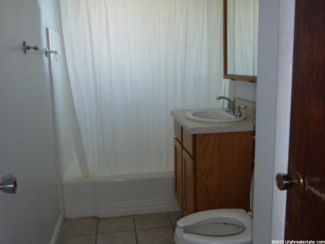 187 W 1025 S, Garland, UT 84312 — photo 5