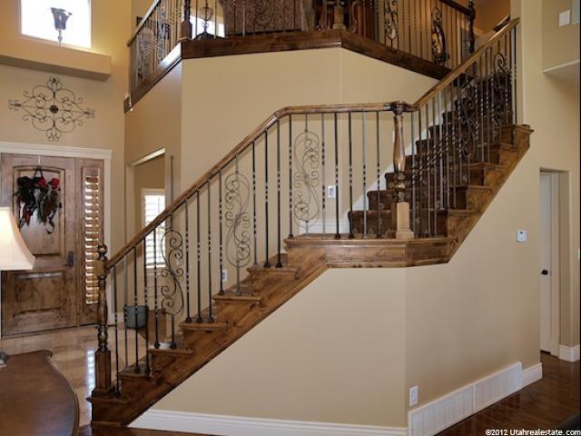 828 W 2075 S, Syracuse, UT 84075 — photo 2