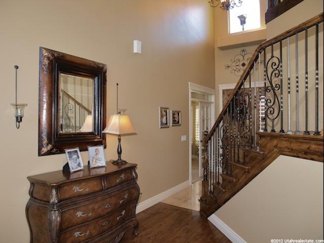 828 W 2075 S, Syracuse, UT 84075 — photo 3