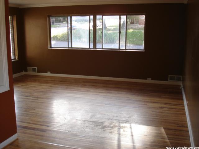 640 E Center St, Bountiful, UT 84010 — photo 3