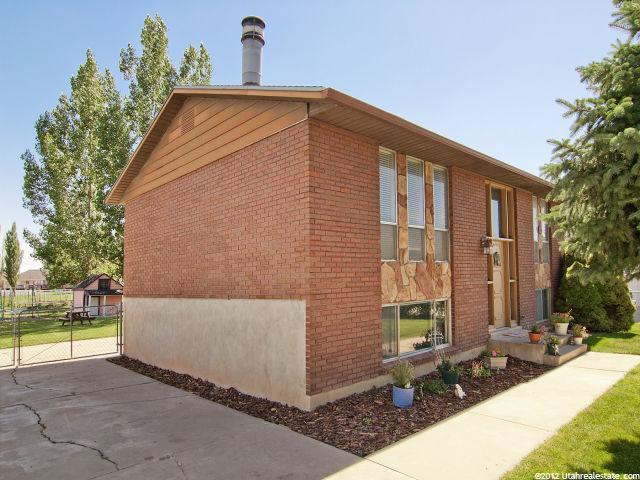 3083 W 1925 N, Clinton, UT 84015 — photo 2