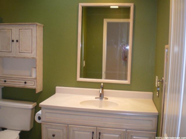 10750 S 930 E, Sandy, UT 84094 — photo 12