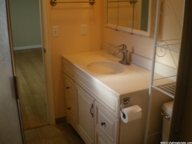 10750 S 930 E, Sandy, UT 84094 — photo 8