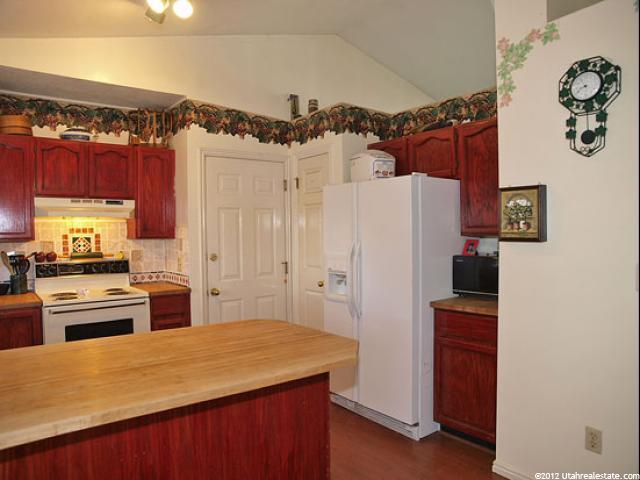 7779 S Strawberry Loop, West Jordan, UT 84084 — photo 6