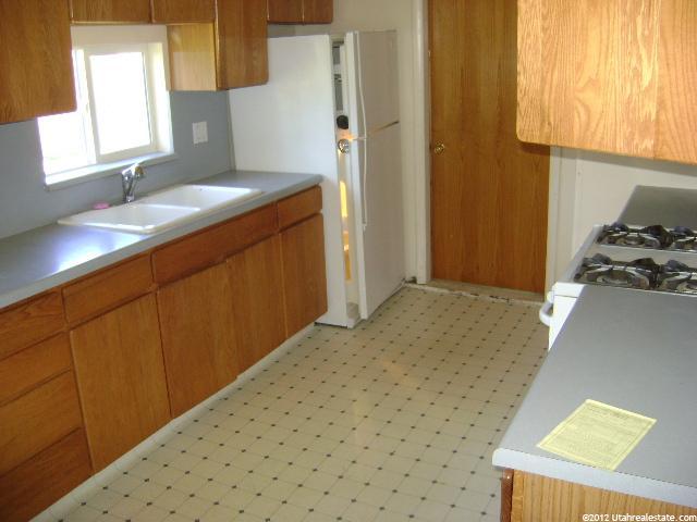 58 W 6100 S, Murray, UT 84107 — photo 5