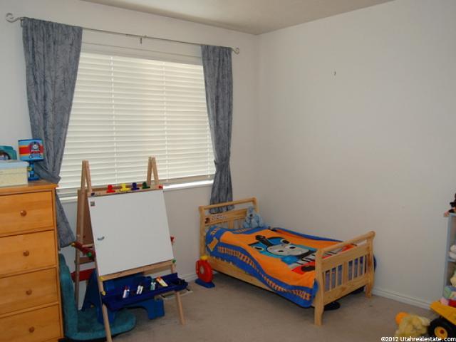 1008 E Sara Ln S, Ogden, UT 84404 — photo 8