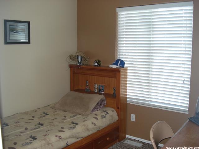 1521 N 2275 W, Clinton, UT 84015 — photo 5