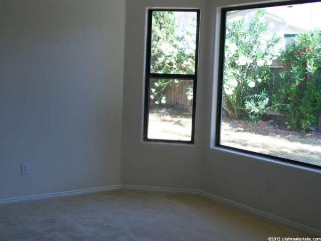 512 N 2270 Cir E, St. George, UT 84790 — photo 4