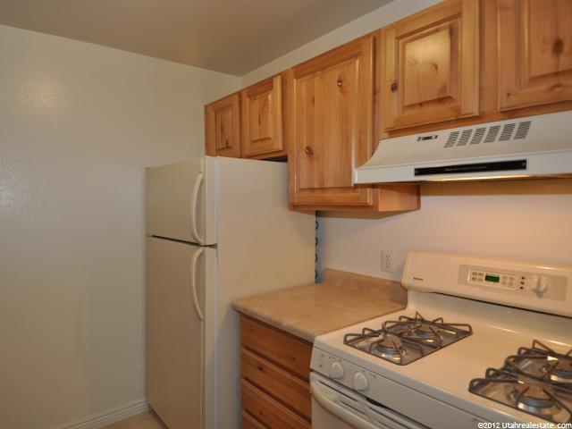 455 E Creekside Cir S #E, Murray, UT 84107 — photo 2