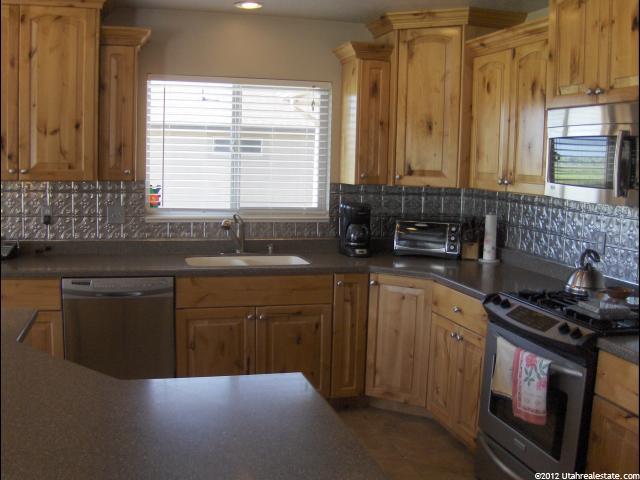 2478 N 2575 W, Farr West, UT 84404 — photo 2