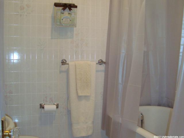 173 W 600 S, Logan, UT 84321 — photo 8