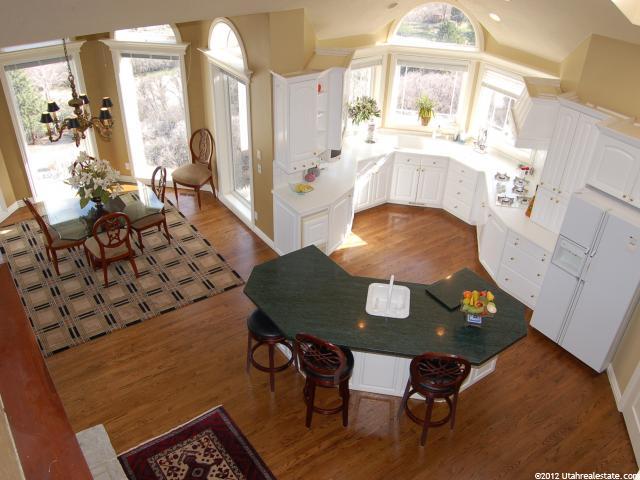 4 Pepperwood Pointe, Sandy, UT 84092 — photo 3