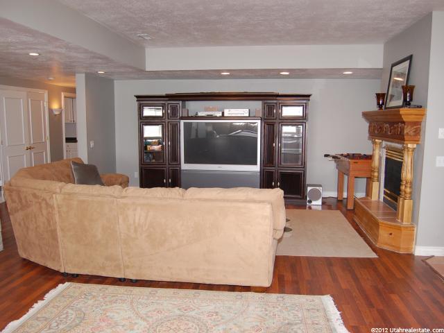 4 Pepperwood Pointe, Sandy, UT 84092 — photo 9