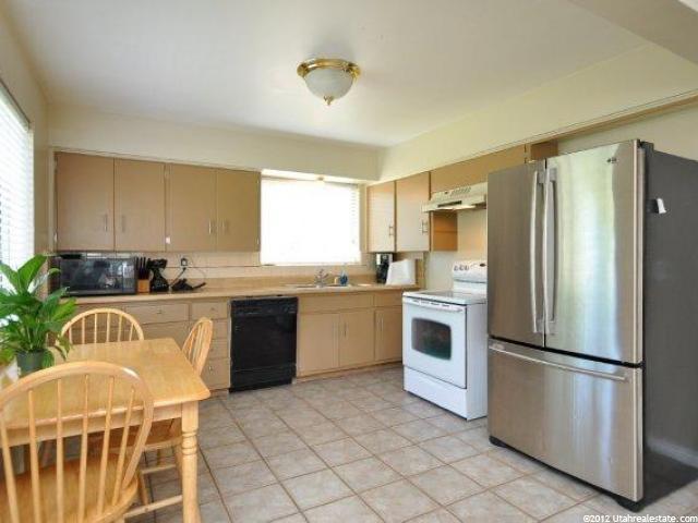 4893 S 3100 W, Roy, UT 84067 — photo 3