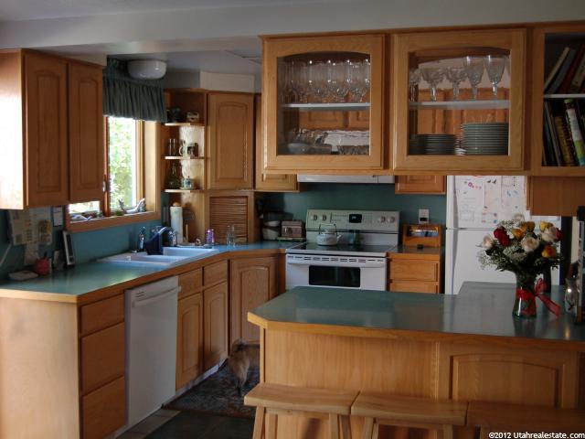 879 E 2850 N, North Ogden, UT 84414 — photo 5