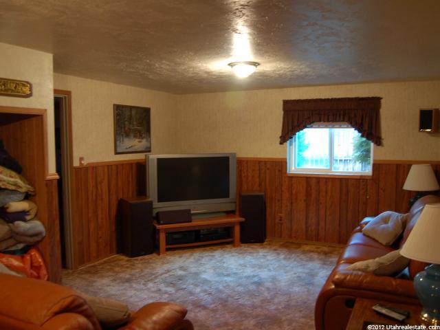 879 E 2850 N, North Ogden, UT 84414 — photo 10