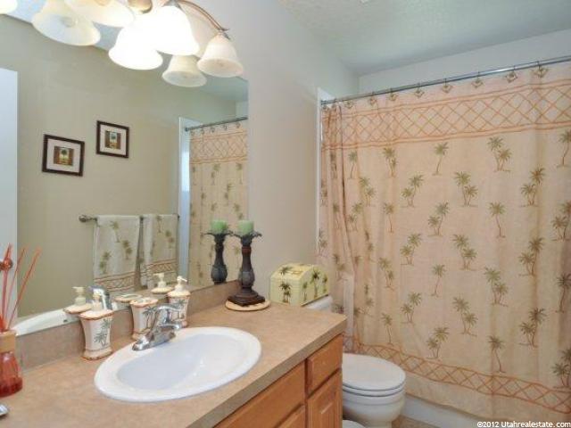 564 N 2750 W, West Point, UT 84015 — photo 9