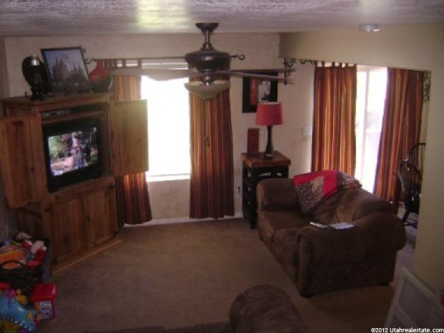652 W 800 N #121, Clinton, UT 84015 — photo 3