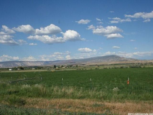 7977 S 7100 E, Jensen, UT 84035 — photo 9