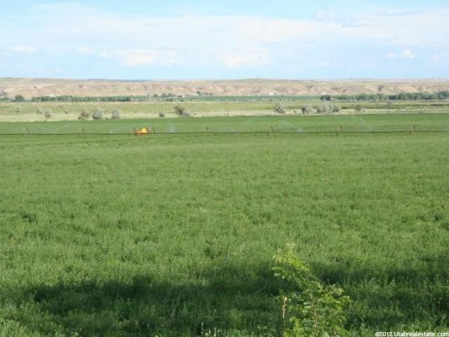 7977 S 7100 E, Jensen, UT 84035 — photo 2