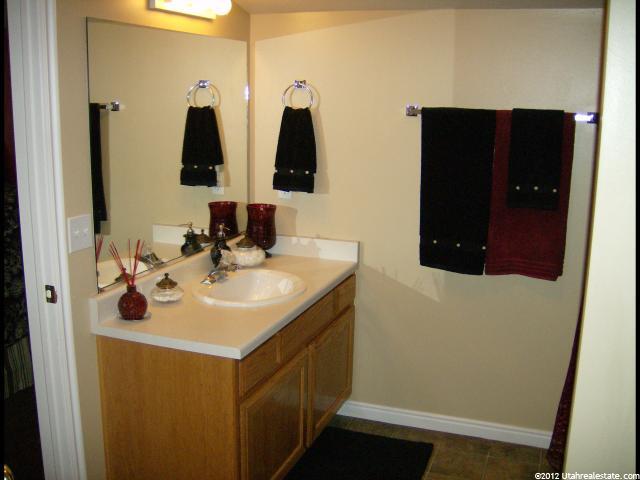 240 Sunstone Cir, Logan, UT 84321 — photo 8