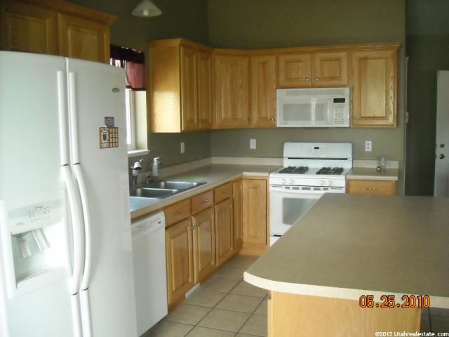 319 Meadow Ln, Providence, UT 84332 — photo 3