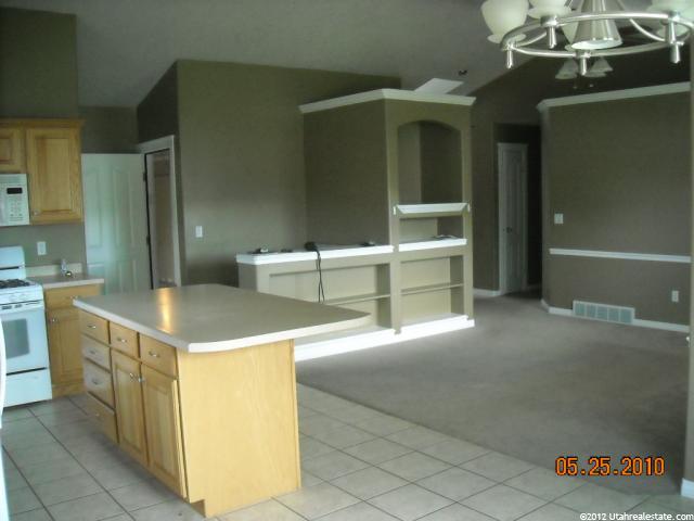 319 Meadow Ln, Providence, UT 84332 — photo 4