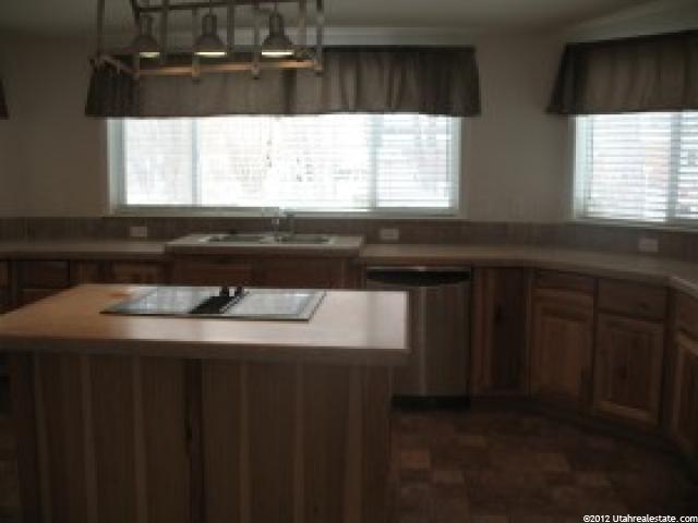 1197 W 600 S, Vernal, UT 84078 — photo 4