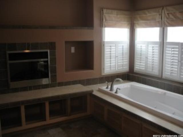 1197 W 600 S, Vernal, UT 84078 — photo 10