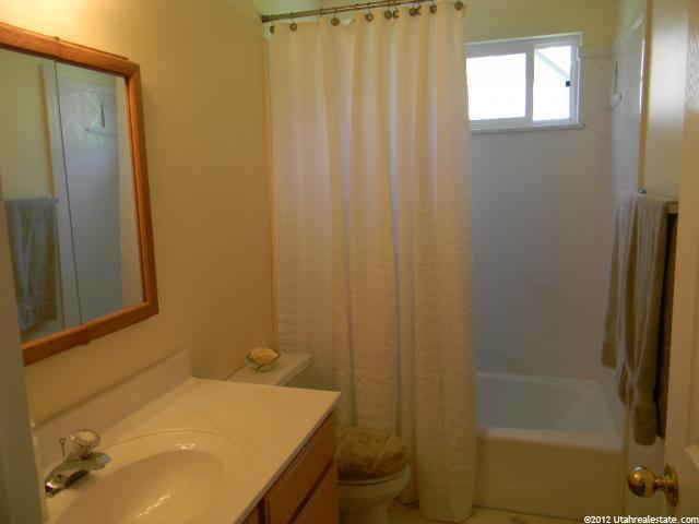 537 E 2450 N, North Ogden, UT 84414 — photo 11
