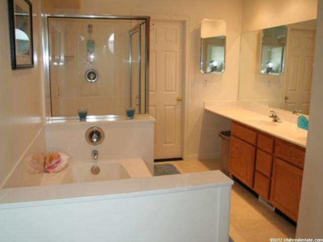 2877 W 2175 N, Clinton, UT 84015 — photo 7