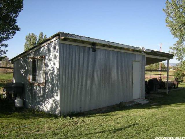 6454 S 9000 E, Jensen, UT 84035 — photo 11