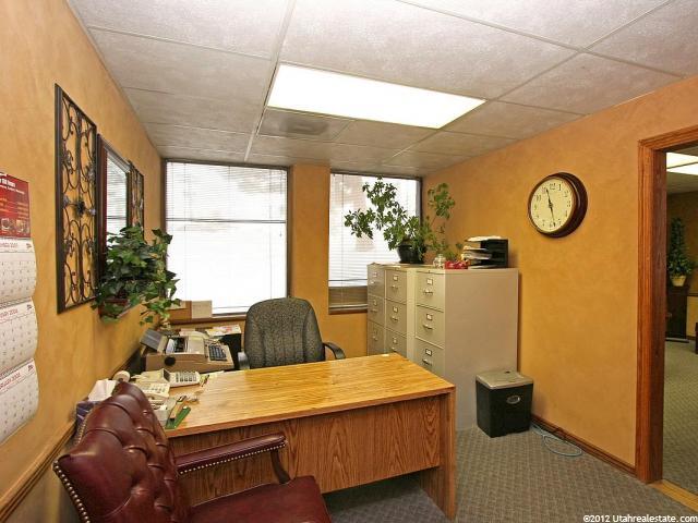 2091 E Murray Holladay Rd, Holladay, UT 84117 — photo 6