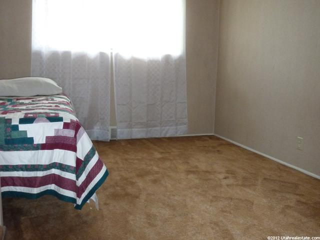 353 W 1350 N, Bountiful, UT 84010 — photo 10