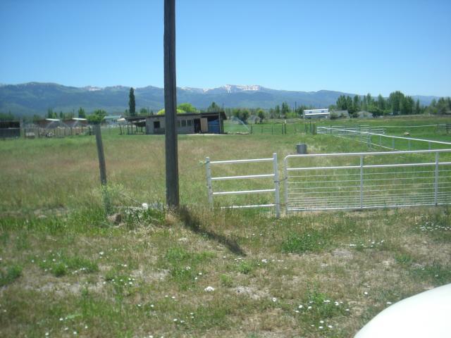 730 E 200 N, Mt Pleasant, UT 84647 — photo 2