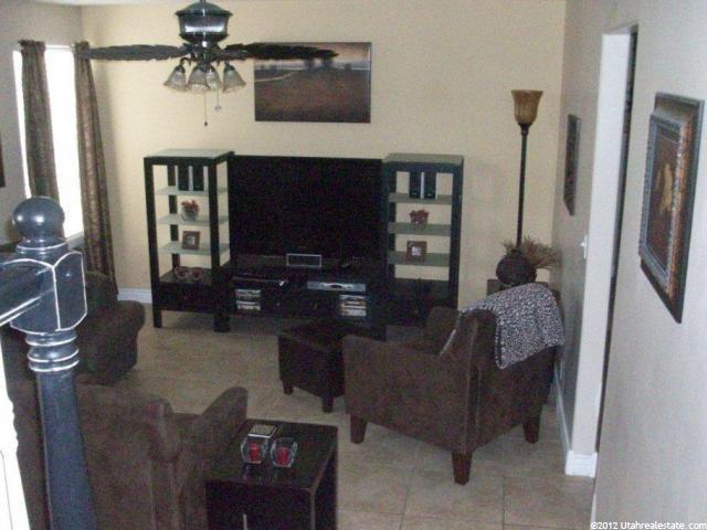 12232 S Laurel Chase Dr, Riverton, UT 84065 — photo 2