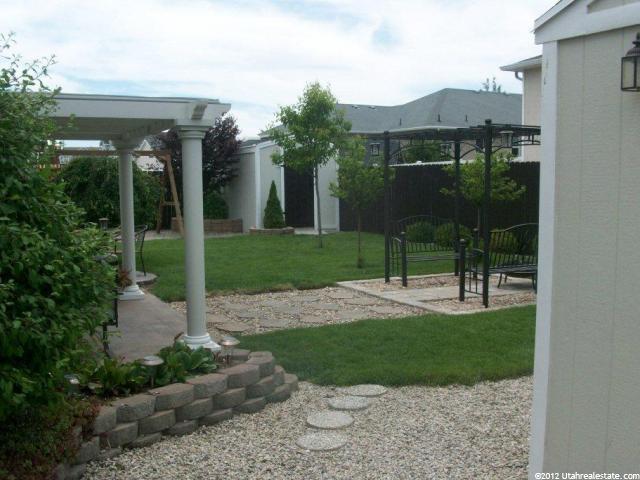 12232 S Laurel Chase Dr, Riverton, UT 84065 — photo 10
