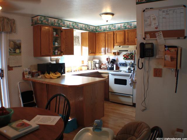 98 N 400 W, Clearfield, UT 84015 — photo 3