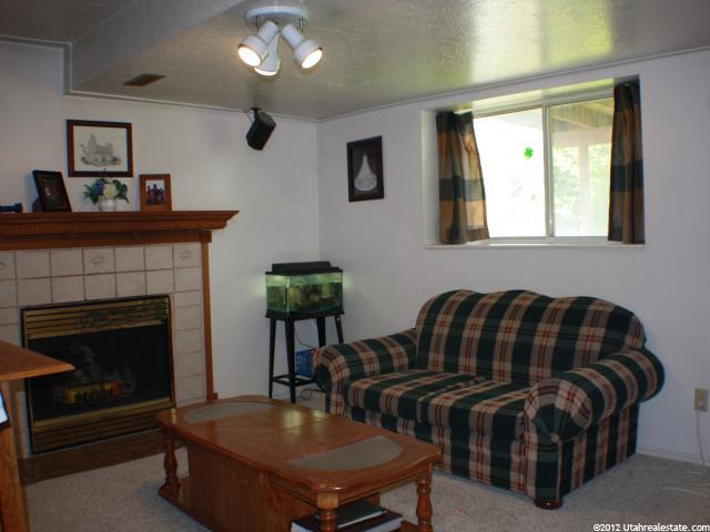 98 N 400 W, Clearfield, UT 84015 — photo 6