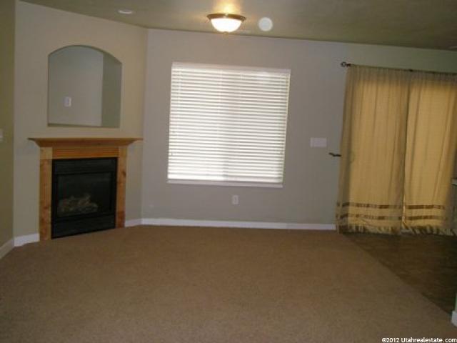 2047 N Evans Cove Loop, Layton, UT 84041 — photo 2