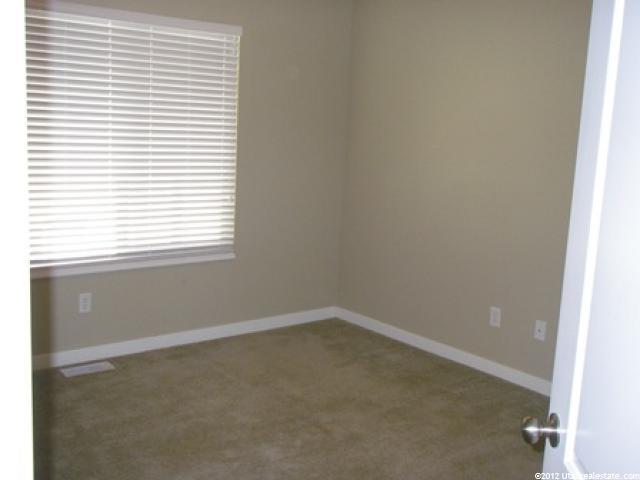 2047 N Evans Cove Loop, Layton, UT 84041 — photo 4