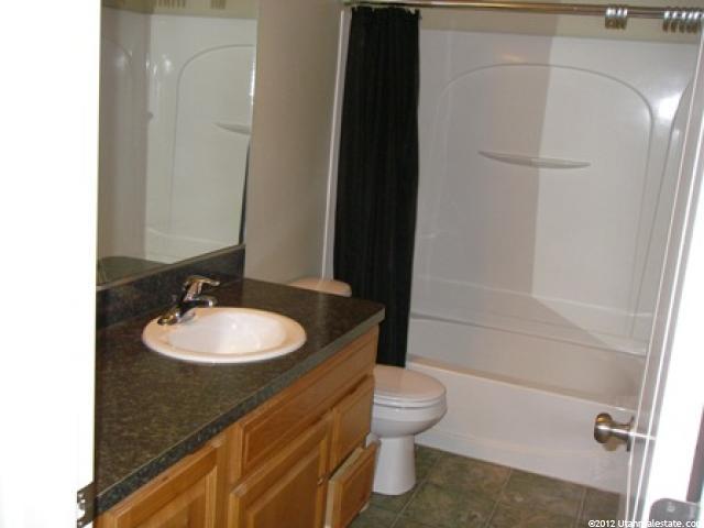 2047 N Evans Cove Loop, Layton, UT 84041 — photo 8