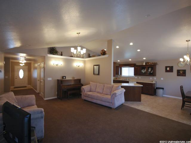 958 N 375 W, Logan, UT 84321 — photo 4