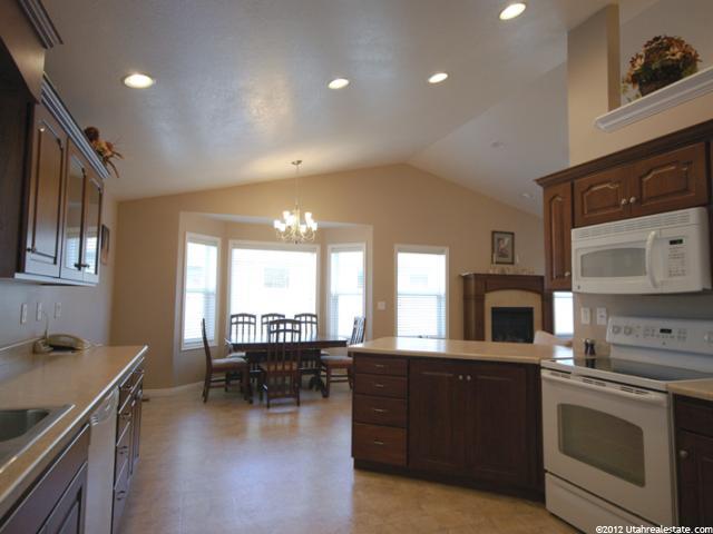 958 N 375 W, Logan, UT 84321 — photo 6