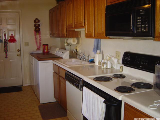 1484 N Sherma Ave, Layton, UT 84041 — photo 6