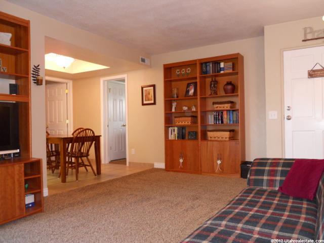 580 E Vine St #1A, Murray, UT 84107 — photo 2